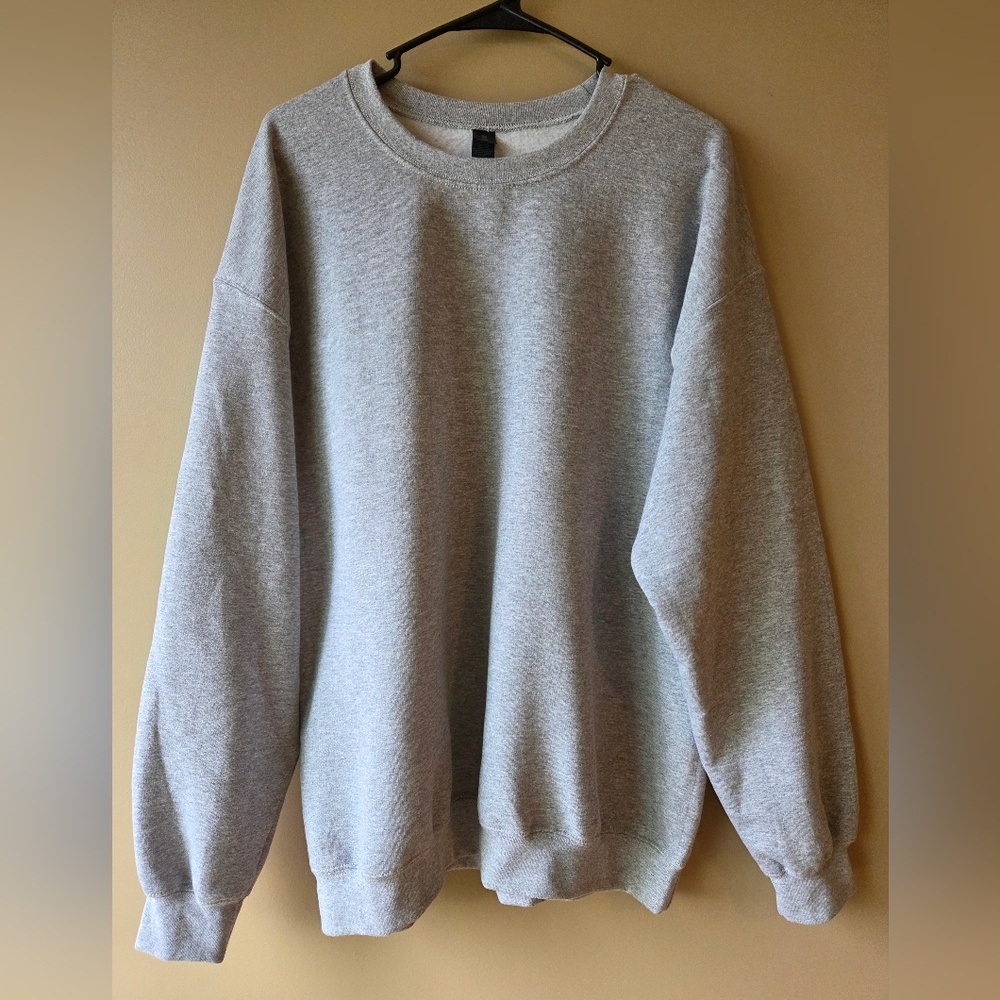 Gildan Sweatshirt Size L Heather Gray Crewneck (5 available) NEW - Picture 2 of 5